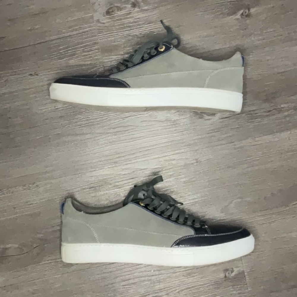 Badgley Mischka Stylish Gray Men's Sneakers Size 9.5
